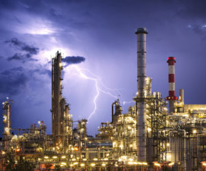 Lightning strikes refinery
